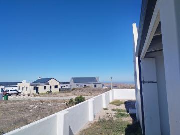 4 Bedroom House To Rent in Hoogland