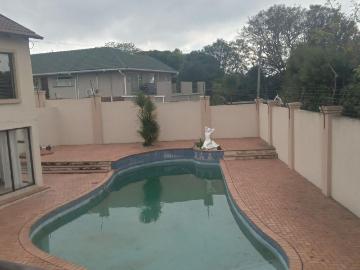 4 Bedroom house to rent in Horison, Roodepoort