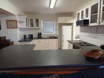4 Bedroom House To Rent in Jacobsbaai