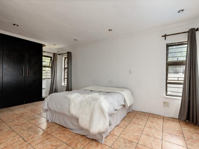 4 Bedroom House To Rent in Johannesburg North