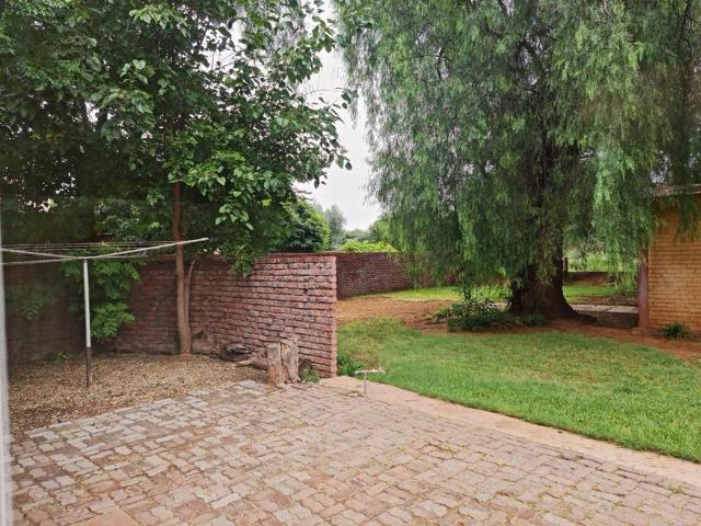 4 Bedroom House to Rent in Kathu
