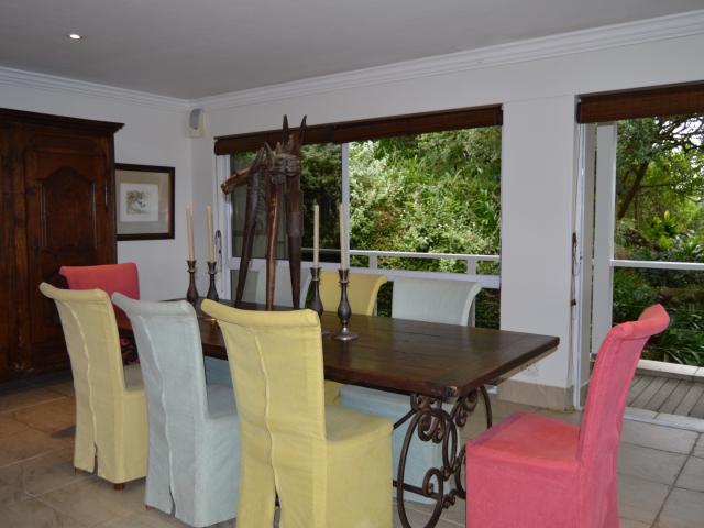 4 Bedroom House To Rent in Keurbooms River