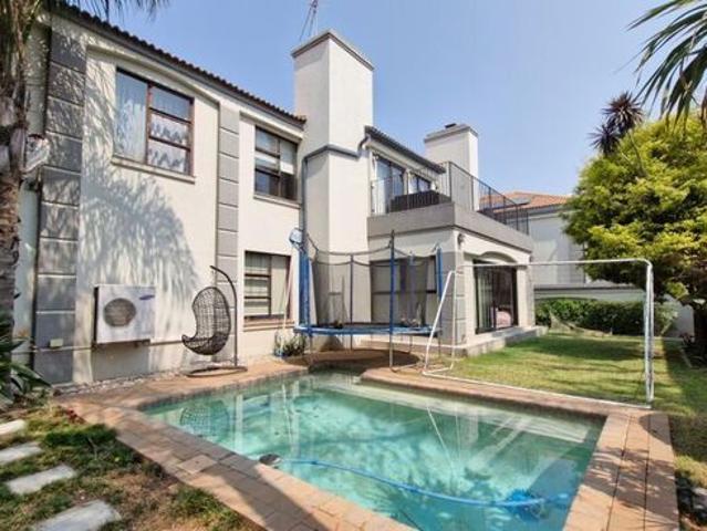 4 Bedroom house to rent in Khyber Rock, Sandton