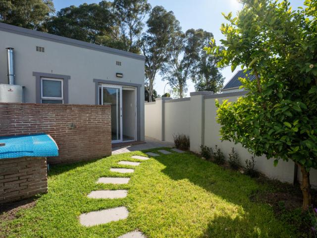 4 Bedroom House To Rent in Klein Parys