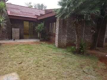 4 Bedroom House to Rent in Kuruman