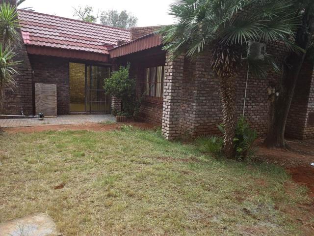 4 Bedroom House to Rent in Kuruman