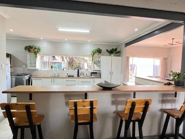 4 Bedroom House To Rent in Lyttelton Manor