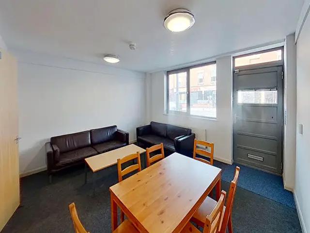 4 Bedroom House To Rent In Mansfield Road, Nottingham, NG1