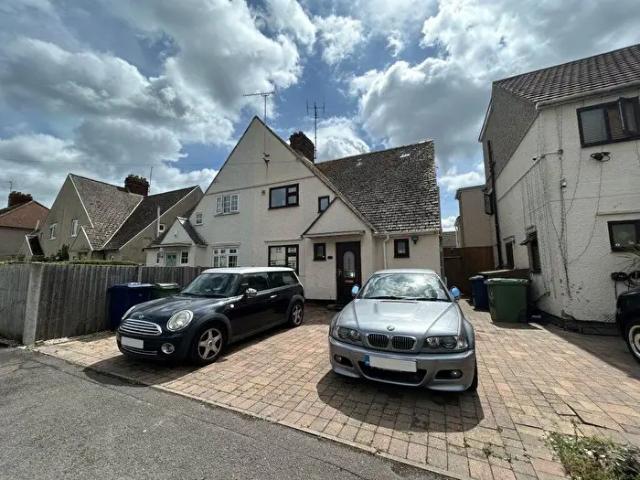 4 Bedroom House To Rent In Milton Road, OX4