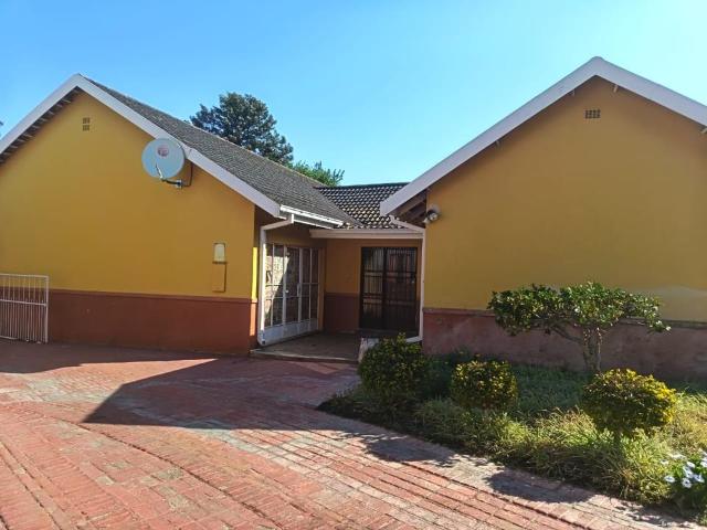 4 Bedroom House to Rent in Monument Heights