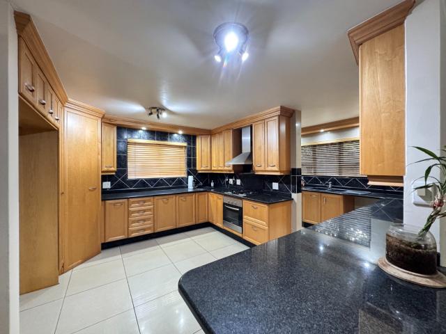 4 Bedroom House To Rent in Morningside