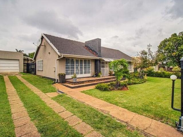 4 Bedroom house to rent in Nimrod Park, Kempton Park