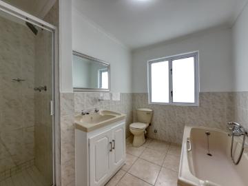 4 Bedroom House To Rent in Paradyskloof