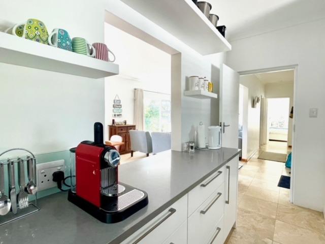 4 Bedroom House To Rent in Piesang Valley