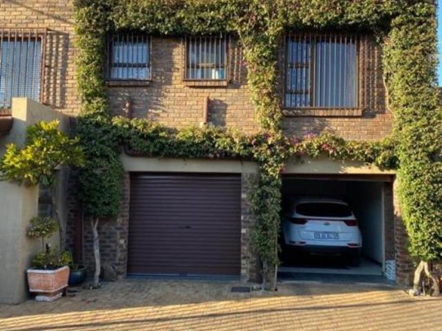 4 Bedroom House to Rent in Primrose