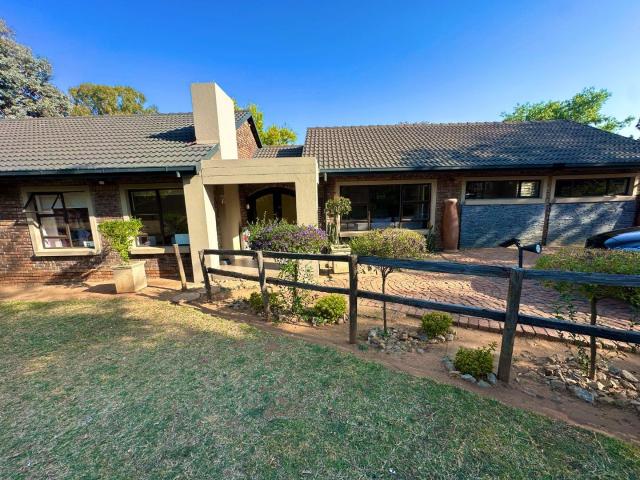 4 Bedroom House to Rent in Randjesfontein AH