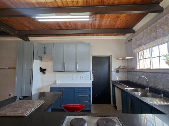 4 Bedroom House To Rent in Rensburg