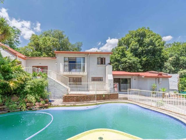 4 Bedroom House to Rent in Rivonia