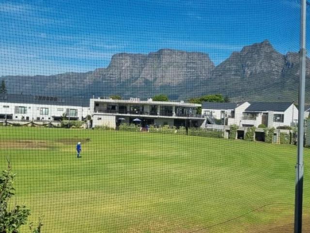 4 Bedroom house to rent in Rondebosch, Cape Town