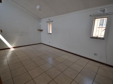 4 Bedroom House To Rent in Rosettenville
