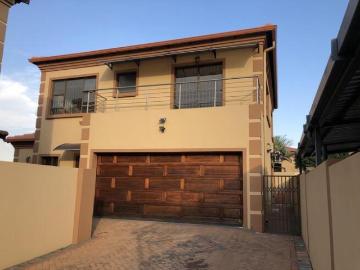 4 Bedroom House to Rent in Sagewood