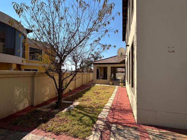 4 Bedroom House To Rent in Savannah Country Estate