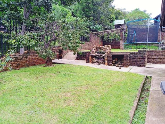 4 Bedroom House To Rent in Silverfields