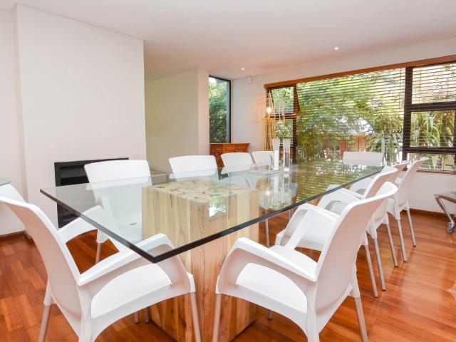 4 Bedroom House To Rent in Sunset Beach