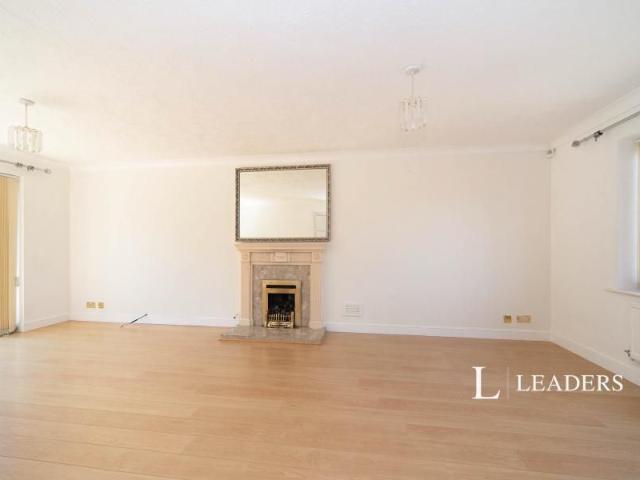 4 bedroom house to rent Quenby Way, Bromham, Bedford, Bedfordshire, MK43