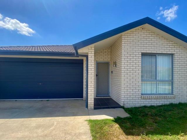 4 Bedroom House TAMWORTH NSW 105995686