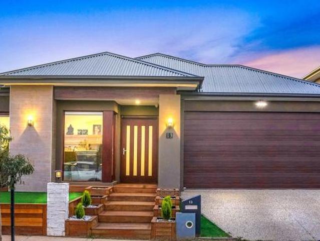4 Bedroom House TARNEIT VIC 81834955