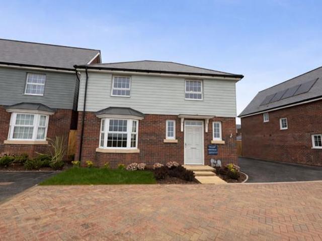4 Bedroom House Tewkesbury Gloucestershire 102023763
