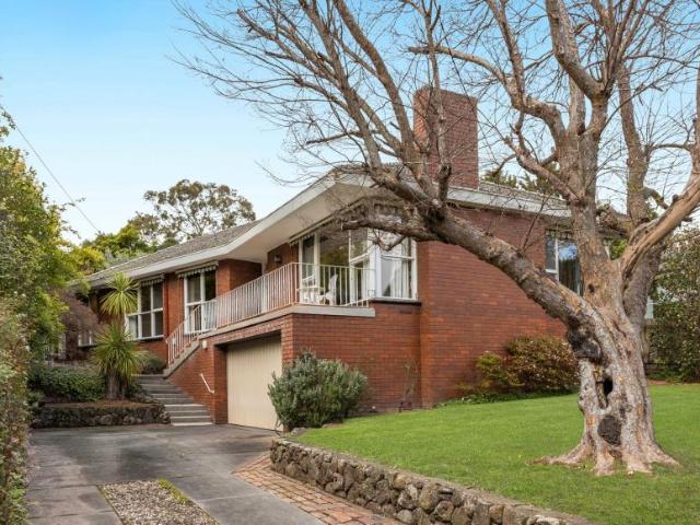 4 Bedroom House Templestowe Lower VIC 105825836