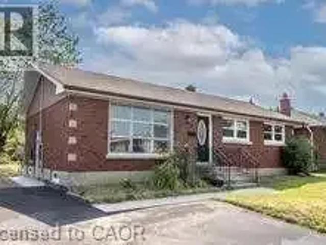 4 Bedroom House Thorold ON 103840394