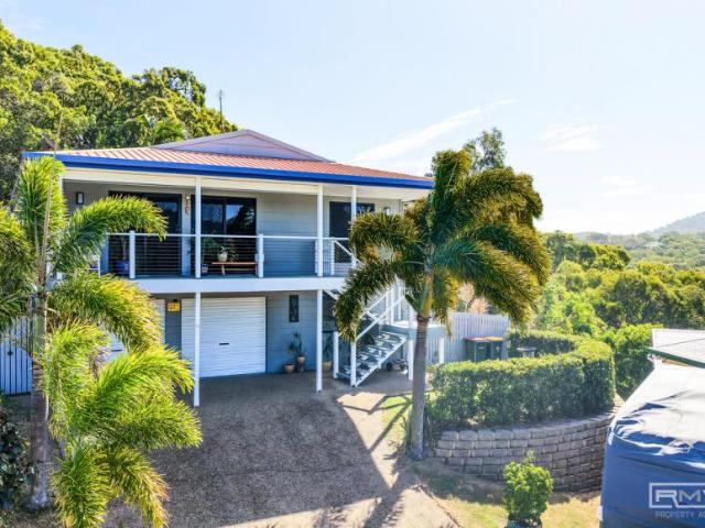 4 Bedroom House Yeppoon QLD LS101954768
