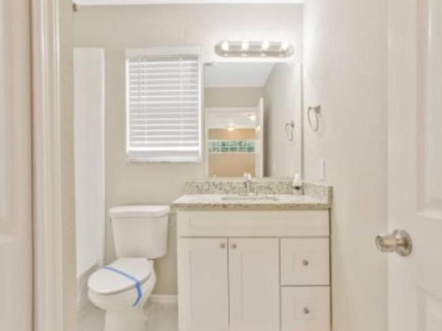4 bedroom, Houston TX 77088 106062462