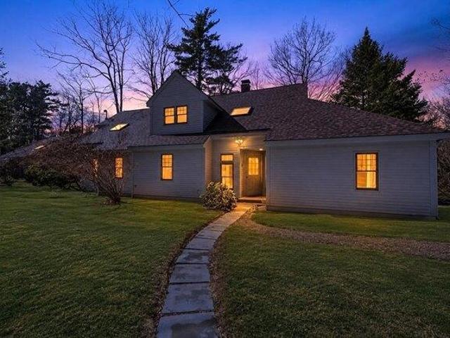 4 bedroom, Holderness NH 03245 104808661