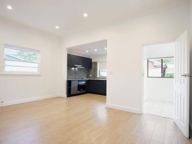 4 bedroom Home