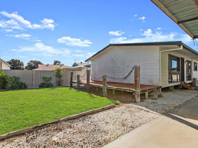 4 Bedroom Home with a large shed