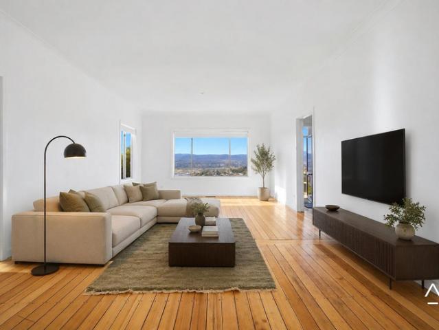 4 Bedroom Home with beautiful West Launceston views