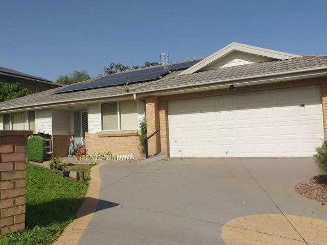 4 BEDROOM HOME WITH DOUBLE GARAGE, ENSUITE, AND COUNTRY VIEWS