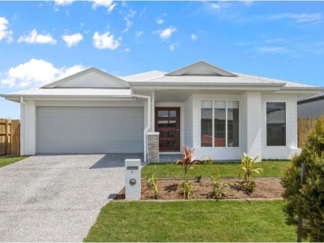 4 BEDROOM HOME WITH DOUBLE GARAGE & SPACIOUS LIVING