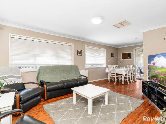 4 Bedroom home with Room to move