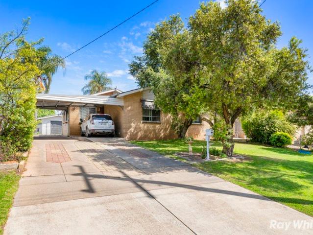 4 Bedroom home with Room to move