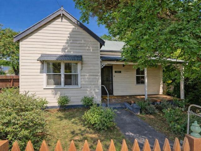 4 Bedroom Home with Separate Granny Flat on Large Corner Block