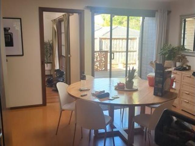 Zoned Bedroom Wing and Big Backyard ideal for children or dogs!
