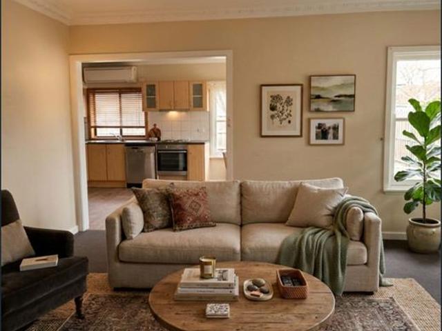 4 Bedroom home close to CBD
