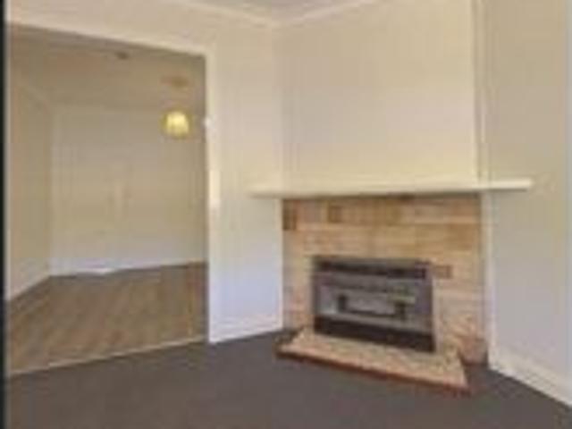 4 bedroom home close to main street