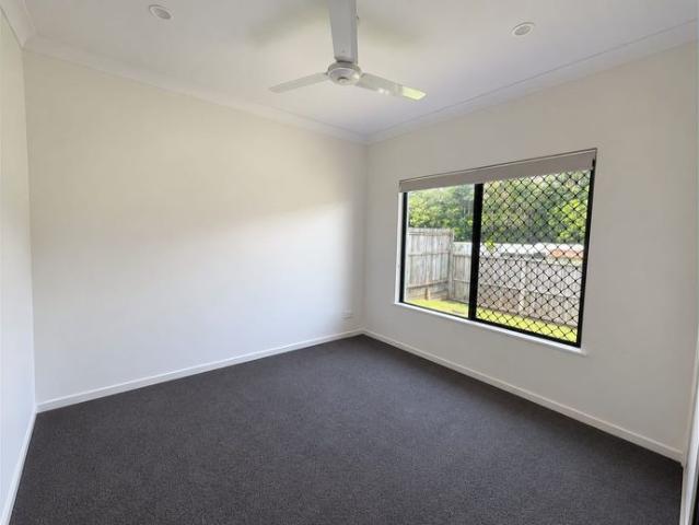 4 Bedroom Home + En suite in ATHERTON