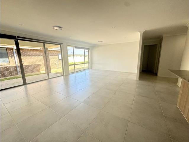 4 Bedroom Home for Lease in North Rothbury!